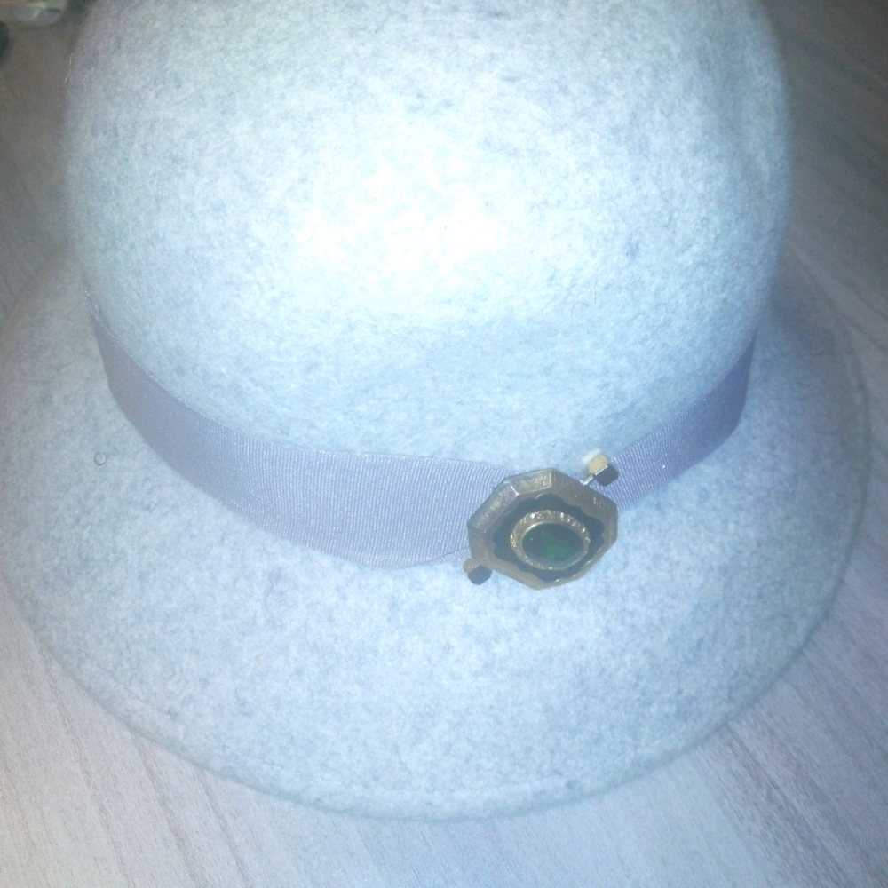 Old school gray hat